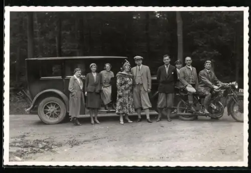 Fotografie Motorrad Standard CT350, Krad mit Kennzeichen Hessen, Provinz Starkenburg nebst Limousine & Reisegesellschaft