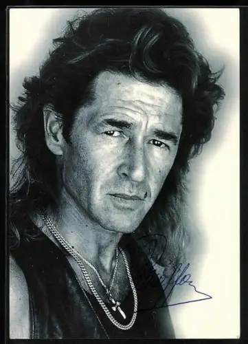 AK Musiker Maffay in die Kamera blickend, Autograph