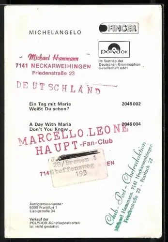 AK Musiker Michaelangelo in rotem Oberteil, Autograph