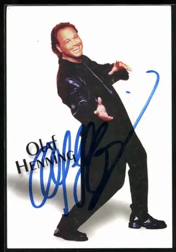 AK Musiker Olaf Henning lächelnd im Porträt, Autograph