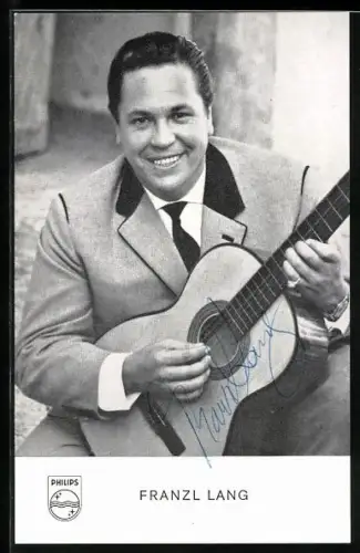 AK Musiker Franzl Lang mit Gitarre, Autograph