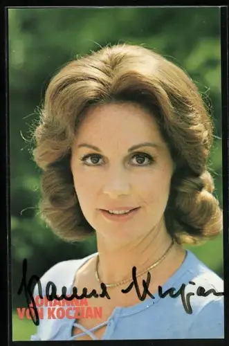 AK Sängerin Johanna von Koczian im Porträt, Autograph