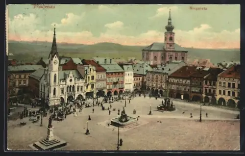 AK Trautenau, Ringplatz mit Denkmal