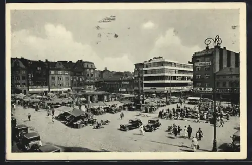 AK Mähr.-Ostrau, Hauptplatz mit Geschäften