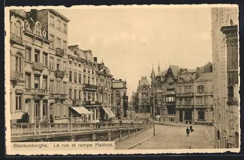 AK Blankenberghe, La rue et rampe Malécot