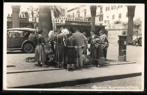 AK Madeira, Blumenhändler auf der Strasse