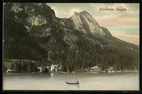 AK Hintersee / Berchtesgaden, Seeansicht mit Boot und Gebirge