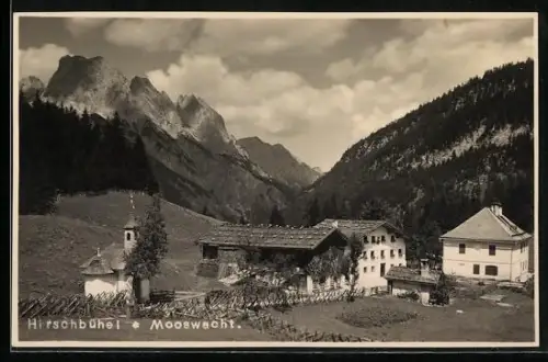 AK Weissbach bei Lofer, Gasthaus Hirschbühel, Mooswacht, Kapelle mit Gebirgspanorama