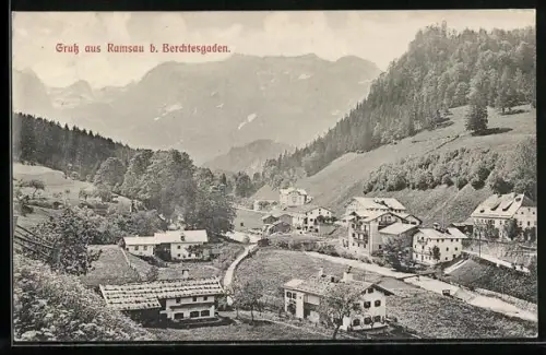 AK Ramsau b. Berchtesgaden, Ortsansicht mit Bergen und Tal