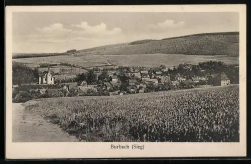 AK Burbach / Westerwald, Ortsansicht mit Kirche und umliegender Landschaft