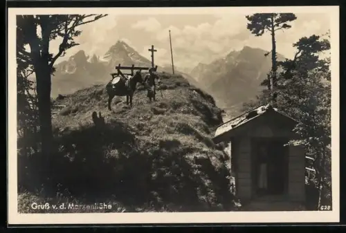 AK Berchtesgaden, Marxenhöhe auf der Kneifelspitze, Berglandschaft mit Gipfelkreuz und Hütte