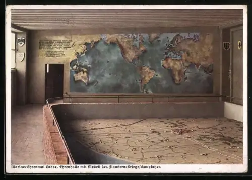 AK Laboe, Marine-Ehrenmal, Ehrenhalle mit Modell des Flandern-Kriegshauptplatzes