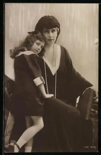AK Königin Maria von Rumänien mit Prinzessin Ileana