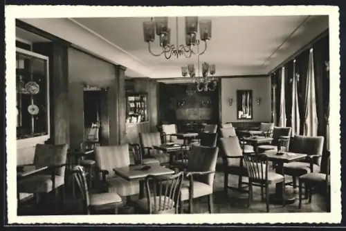 AK Berchtesgaden, Hofkonditorei Café Forstner, Innenansicht