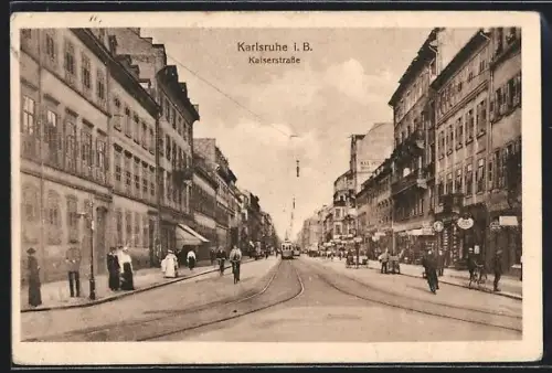 AK Karlsruhe i. B., Strassenbahn in der Kaiserstrasse