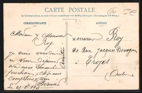 AK Ramerupt, La Gendarmerie avec habitants devant le bâtiment