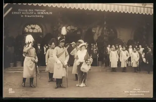 AK Braunschweig, Einzug des Herzogs Ernst August von Braunschweig u. Gemahlin, Begrüssung