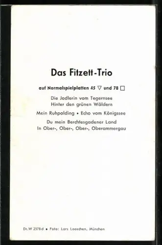 AK Musiker Das Fitzett-Trio in feiner Kleidung, Autograph