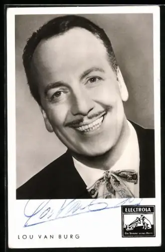 AK Musiker Lou van Burg im Anzug, Autograph