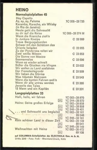 AK Musiker Heino mit Brille und Rollkragenpulli, Autograph