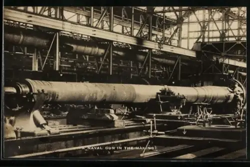 AK A naval gun in the making, Rüstungsindustrie
