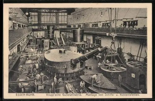AK Essen /Ruhr, Krupp`sche Gussstahlfabrik, Montage von Schiffs- u. Küstenlafetten, Rüstungsindustrie
