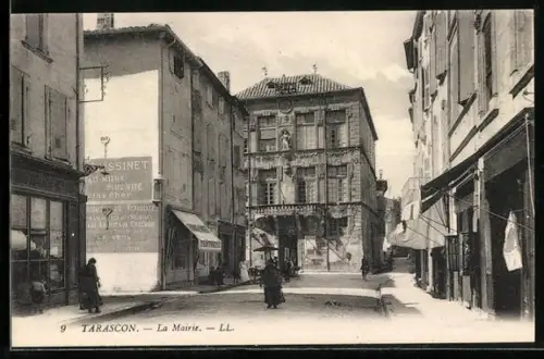 AK Tarascon, La Mairie