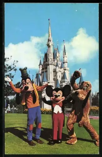 AK Mickey Mouse, Goofy and Pluto wave to friends and Fantasyland, Comic