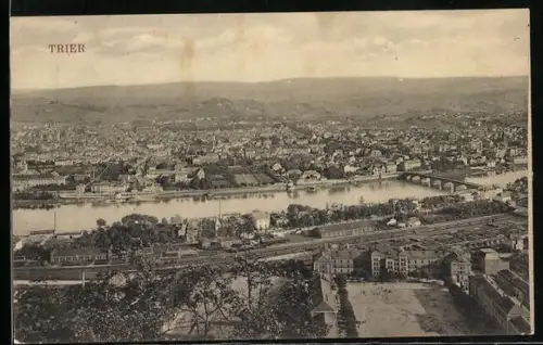 AK Trier, Totalansicht mit Mosel und Brücke aus der Vogelschau