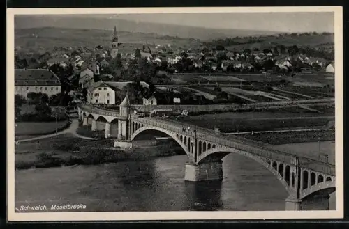AK Schweich /Mosel, Moselbrücke und Blick auf den Ort