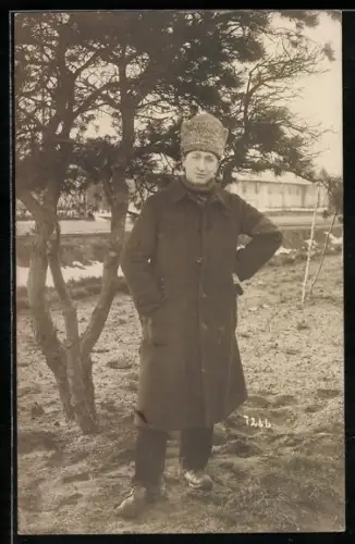 Foto-AK Lager Lichtenhorst, Kriegsgefangener jüdischer Soldat der Rumänischen Armee, Thomas Israilovici