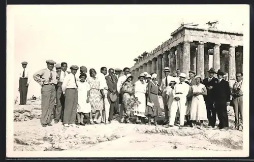 Foto-AK Athen, Gruppenbild vor der Akropolis 1921