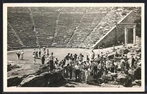 Foto-AK Epidauros, Gruppenbild von Besuchern im September 1931