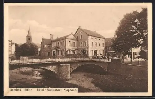 AK Gemünd /Eifel, Hotel-Restaurant Klaphake, Brücke, Kirche