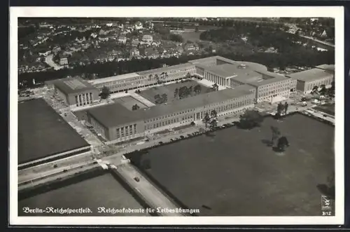 AK Berlin-Westend, Reichssportfeld, Reichsakademie für Leibesübungen