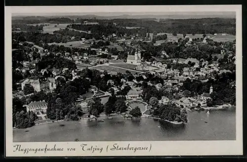 AK Tutzing /Starnbergersee, Flugzeugaufnahme des Orts