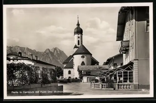 AK Garmisch, Strassenpartie mit Hotel Drei Mohren