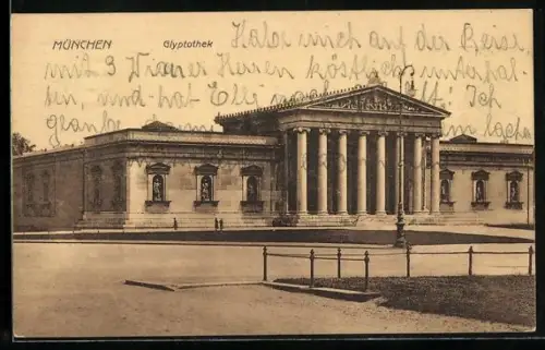 AK München, Glyptothek mit Strassenpartie