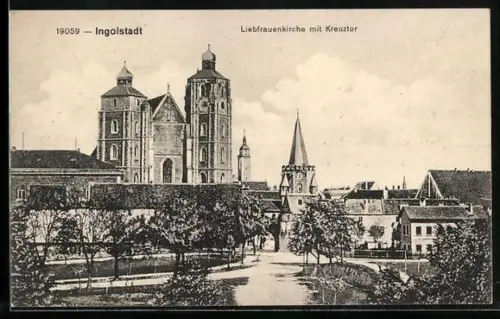 AK Ingolstadt, Liebfrauenkirche mit Kreuztor