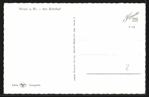 AK Wesel a. Rh., Am Bahnhof, Blumenanlagen, Brunnen