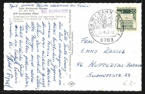 AK Bundenthal /Pfalz, Ortsansicht mit Kirche und umliegenden Bergen