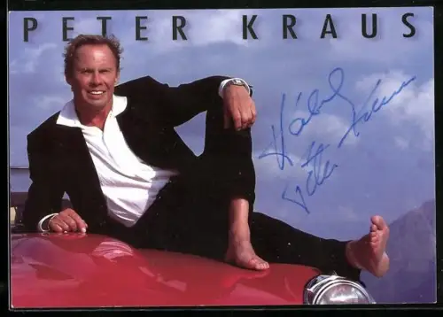 AK Musiker Peter Kraus auf Motorhaube eines Autos, Autograph
