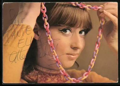 AK Sängerin Marion mit vielfarbiger Kette, Autograph