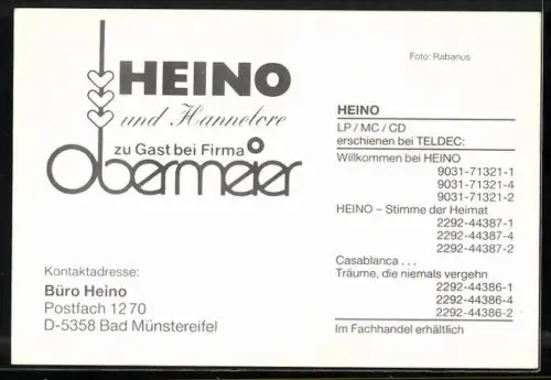 AK Musiker Heino und Hannelore vor einem Schloss, Autographen