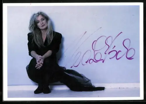 AK Musikerin Veronika Fischer im Portrait, Autograph