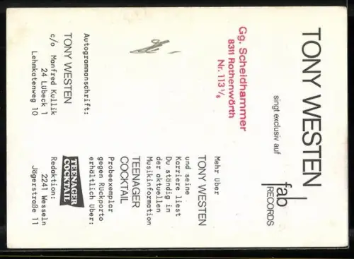 AK Musiker Tony Westen auf einer Wiese fotografiert, Autograph