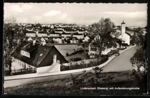 AK Lüdenscheid /Staberg, Auferstehungskirche, Wohnsiedlung
