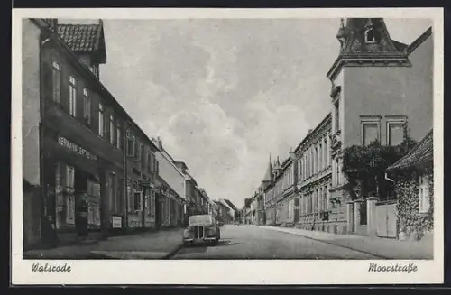 AK Walsrode, Moorstrasse mit Geschäft von Hermann Lenthe