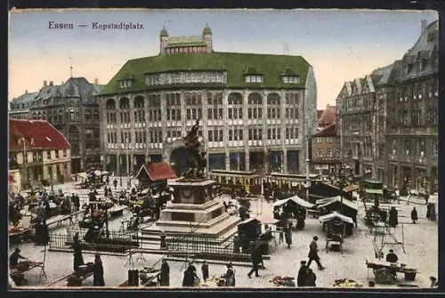 AK Essen, Kopstadtplatz mit Denkmal und Strassenbahn