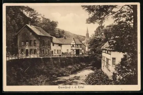AK Gemünd i. d. Eifel, Ortpartie mit Brücke, Fachwerkhäusern und Kirche